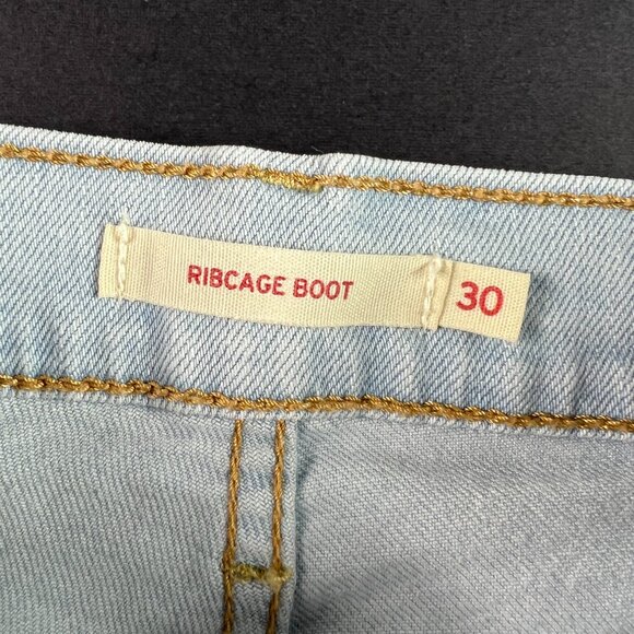 Levi's Jeans Women's 29x32* Ribcage High Rise Boot Cut Light Blue Denim Tag 30 - Picture 8 of 16